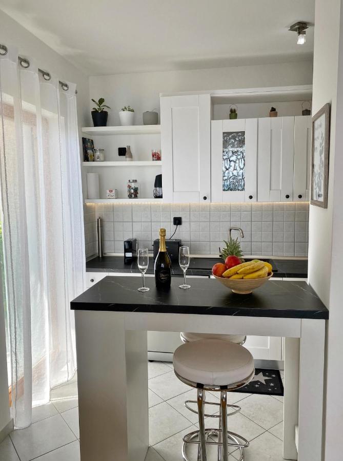 Sea View Suite Orasac Exterior photo